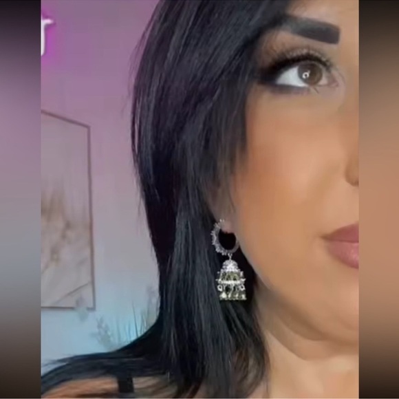 Elegant Diamond Zirconia Crystal Earrings - Picture 6 of 12